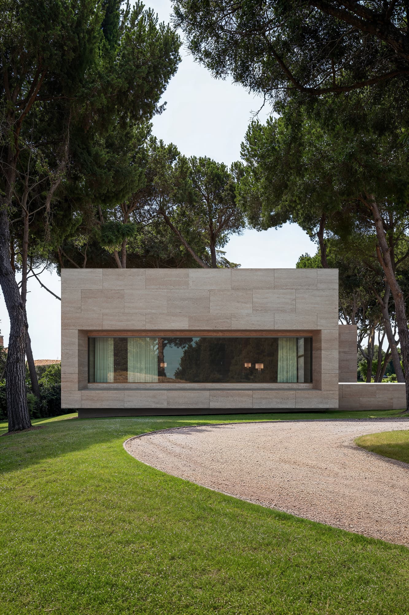 TR Residence